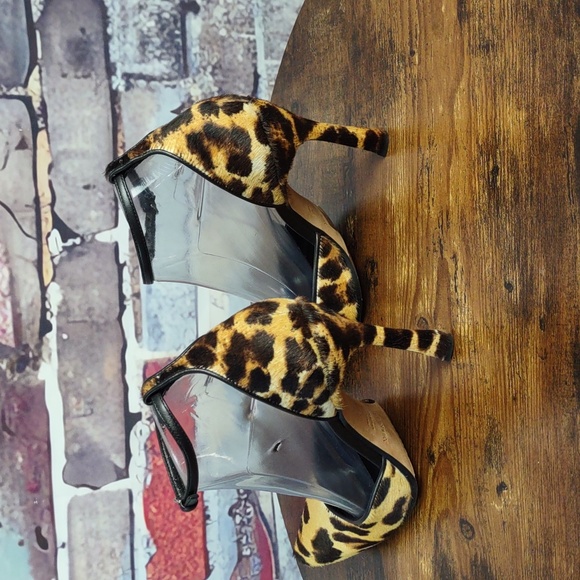 SPORTMAX by Max Mara Leopard Pattern Cow Hair Ankle Strap Heels - Picture 6 of 12